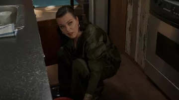 Adam Lippes Pantalones de seda de pierna ancha usados por Maggie Amato (Debi Mazar) como se ve en Younger (S07E11)
