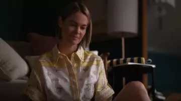 Chemise en voile en coton et lin à imprimé floral Alemais Catalina portée par Alice Pieszecki (Leisha Hailey) comme on le voit dans The L Word: Generation Q (S03E06)