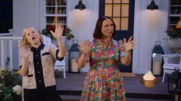 Horror Vacui Jade Dress worn by Self - Host (Maya Rudolph) as seen in Baking It (S02E02)