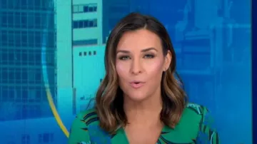 Diane von Furstenberg Borris Floral-Print Twist-Front Midi Dress worn by Mary Bruce as seen in Good Morning America on December 28, 2022