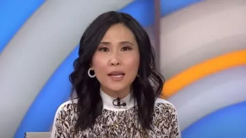 Reiss Magda Feather Print Top worn by Vicky Nguyen as seen in Today on December 28, 2022