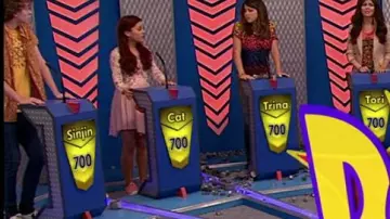 Converse All Star Dainty Ox Shoes worn by Cat Valentine (Ariana Grande) as seen in Victorious (S04E10)