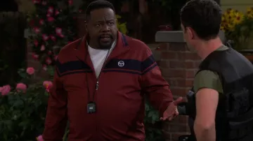 Sergio Tacchini Damarindo Survêtement porté par Calvin Butler (Cedric the Entertainer) vu dans The Neighborhood (S04E11)
