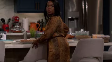 Reiss Emile Dress worn by Tina Butler (Tichina Arnold) as seen in The Neighborhood (S04E16)