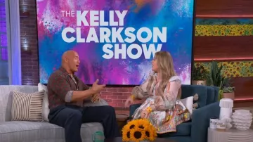 Zimmermann Cosmic Skirt worn by Kelly Clarkson as seen in The Kelly Clarkson Show on January 2, 2023