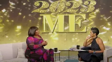 Prabal Gurung Floral Tulle Tiered Maxi Dress porté par Bevy Smith tel que vu au Tamron Hall Show le 3 janvier 2023