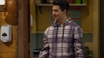 Sudadera con capucha Topman Country Check usada por Parker Preston (Trevor Tordjman) como se ve en BUNK'D (S05E10)