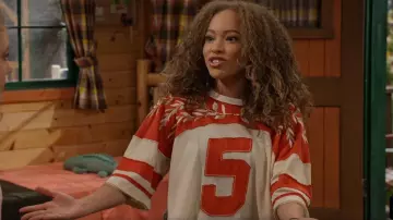 Free People High Five T Shirt worn by Ava King (Shelby Simmons) as seen in BUNK'D (S05E20)
