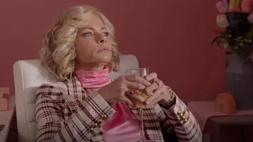 Cynthia Rowley Sol­id Turtle­neck In Pink worn by Barb Flatch (Jaime Pressly) as seen in Welcome to Flatch (S02E10)