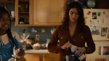 Sandro Jonhy Nubuck Chemise portée par Jess Valenzuela (Lisette Olivera) vue dans National Treasure: Edge of History (S01E05)