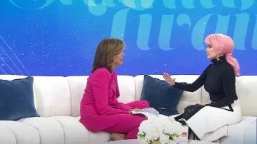 Câllas Milano Fernanda Bouclé Jupe crayon portée par Shania Twain comme vu dans Aujourd’hui le 5 janvier 2023