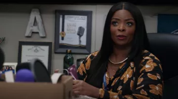 Jonathan Simkhai Winslow Chemise portée par Ava Coleman (Janelle James) vue dans Abbott Elementary (S02E11)