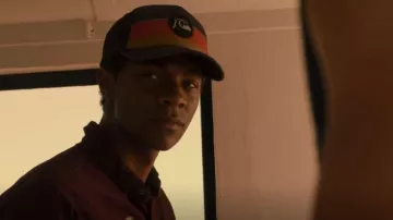 Quiksilver Sea­son­al Ripe Cap worn by Pope Heyward (Jonathan Daviss) as seen in Outer Banks (S01E03)