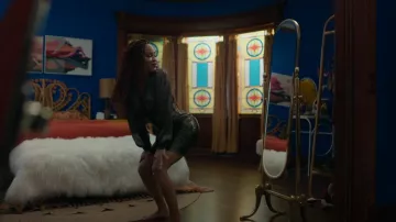 Robe Maje Unny portée par Camille Parks (Meagan Good) vue à Harlem (S01E02)
