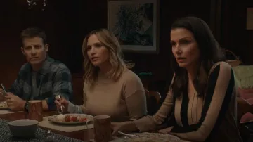 Akris Striped V-Neck Sweater worn by Erin Reagan (Bridget Moynahan) as seen in Blue Bloods (S13E09)