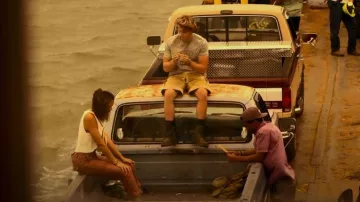 Timberland 6' Hombre impermeable en negro usado por JJ Maybank (Rudy Pankow) como se ve en Outer Banks (S02E03)
