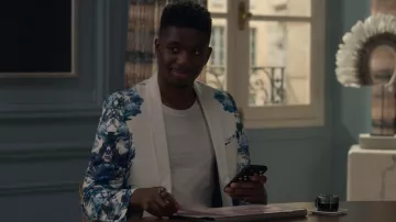 Chaqueta de traje de sastre trenzada de Asos usada por Julien (Samuel Arnold) vista en Emily in Paris (S02E05)
