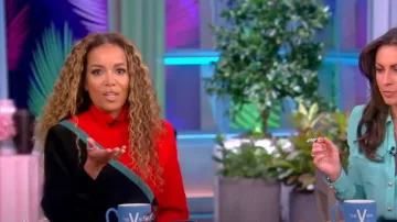 Gucci Color-Block Silk Crepe De Chine Chemisier porté par Sunny Hostin vu dans The View le 7 janvier 2023