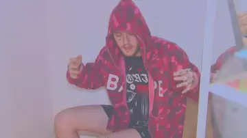 Chaqueta Bape con cremallera con cremallera usada por Lil Peep en su video musical No Respect Freestyle