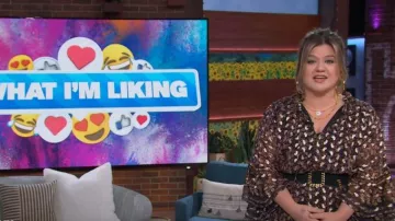 Kobi Halperin Reese Floral Split Neck Dress worn by Kelly Clarkson as seen in The Kelly Clarkson Show on January 12, 2023