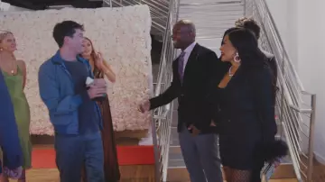 Bilinavy Dol­lars Crys­tal Clutch Purse worn by Jen Shah as seen in The Real Housewives of Salt Lake City (S03E13)