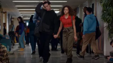 French Connection Paperbag Pantalones usados por Ginny Miller (Antonia Gentry) como se ve en Ginny & Georgia (S02E08)