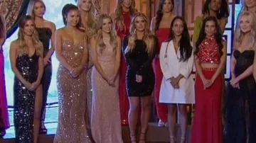 Windsor Theresa Heat Of The Moment Vestido usado por Rianna Hockaday como se ve en The Bachelor (S26E01)