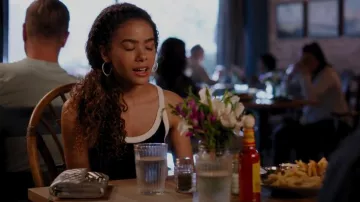 Rebecca Minkoff Edie Bolso usado por Ginny Miller (Antonia Gentry) como se ve en Ginny & Georgia (S01E01)