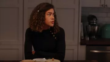 Topshop Button Ribbed Pullover usado por Ginny Miller (Antonia Gentry) como se ve en Ginny & Georgia (S01E05)