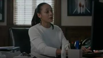 Ralph Lauren Women's Crewneck Cashmere Sweater worn by Nikki Parker (Dania Ramirez) as seen in Alert: Missing Persons Unit (S01E01)