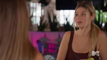 Babaton Sculpt Knit Top porté par Maddison Hausburg vu dans Siesta Key (S05E11)