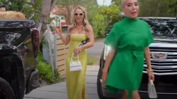 Jacquemus Le Grand Chiquito Tote Bag usado por Nicole Martin como se ve en The Real Housewives of Miami (S05E08)