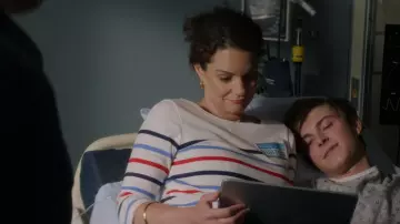 Joules Striped white t-shirt worn by Ginny Marshall (Kimberly Williams-Paisley) as seen in Dog Gone movie wardrobe