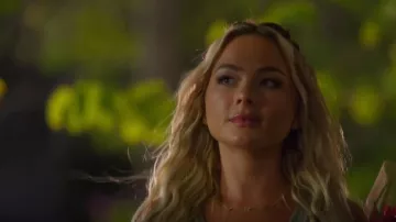 Windsor Store Enchantment Dainty Butterfly Choker worn by Amanda Marie Miller as seen in Siesta Key (S05E11)