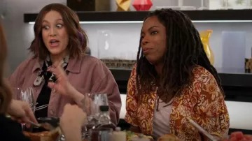 Pilcro Puff-Sleeve Tunic worn by Denise (Sasheer Zamata) as seen in Home Economics (S03E13)