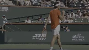 Nike Court Slam Shorts White Green worn by Taylor Fritz as seen in Break Point (S01E03)