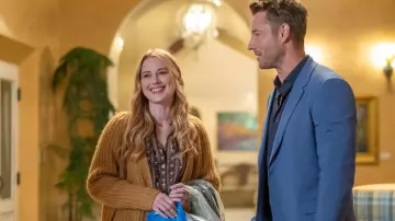 Le gilet porté par Sophie Larson (Alexandra Breckenridge) dans la série This Is Us (Saison 6 Épisode 14)