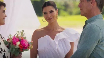Zara Poplin Top With Ruf­fles worn by Elena Roarke (Roselyn Sánchez) as seen in Fantasy Island (S02E03)