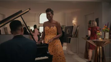 Oscar De La Renta Cutout Faille Strapless Midi Cocktail Dress worn by Vivian Banks (Cassandra Freeman) as seen in Bel-Air (S01E06)