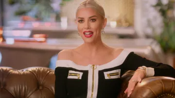 Vestido de punto Balmain Off Shoulder usado por Heather Rae Young como se ve en Selling Sunset (S05E03)