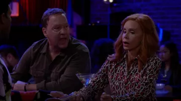 Equipment Slim Signature Silk Blouse In Chilli Pepper Multi worn by Sheila (Swoosie Kurtz) as seen in Call Me Kat (S03E12)