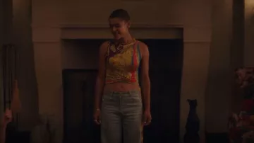 Top sans manches Versace Heritage porté par Julien Calloway (Jordan Alexander) vu dans Gossip Girl (S02E10)