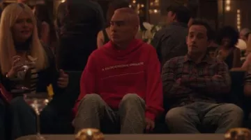 Casablanca Straight Leg Jeans en monograma clásico blanqueado usado por Akeno 'Aki' Menzies (Evan Mock) como se ve en Gossip Girl (S02E10)