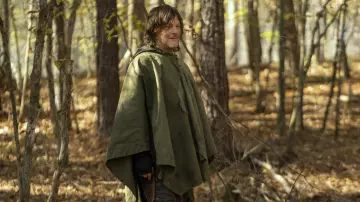 Olive green Poncho from wardrobe and clothes of Daryl Dixon (Norman Reedus) in The Walking Dead TV series (Season 10 Episode 18)