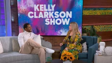 Farm Rio Black Garden Maxi Robe à manches longues portée par Kelly Clarkson vue dans The Kelly Clarkson Show le 1er février 2023