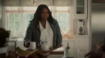 Calvin Klein Pleated V-Neck Roll-Tab Sleeve Crepe Top worn by Poppy Scoville-Parnell (Octavia Spencer) as seen in Truth Be Told (S02E02)