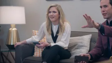 Sundry Man­darin Col­lar Shirt worn by Sadie Ryan (Harriet Dyer) as seen in American Auto (S02E02)