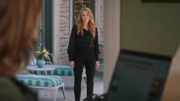 & Other Stories Long Sleeve Satin Top worn by Victoria Spencer (Lea Thompson) as seen in The Spencer Sisters (S01E01)