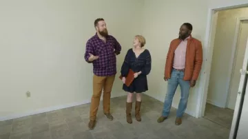 Anthropologie Skye Embroidered Mini Dress worn by Erin Napier as seen in Home Town (S07E02)