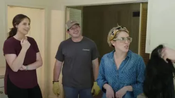 Cloth and Stone Denim Printed Shirt worn by Erin Napier as seen in Home Town (S07E03)